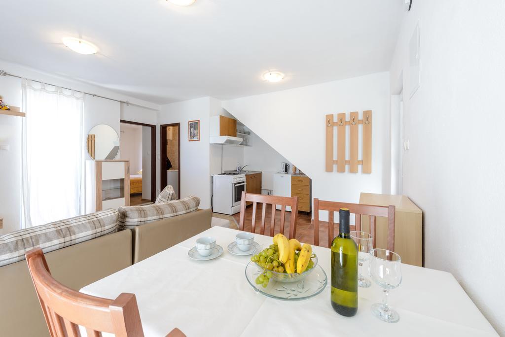 Apartment Aida